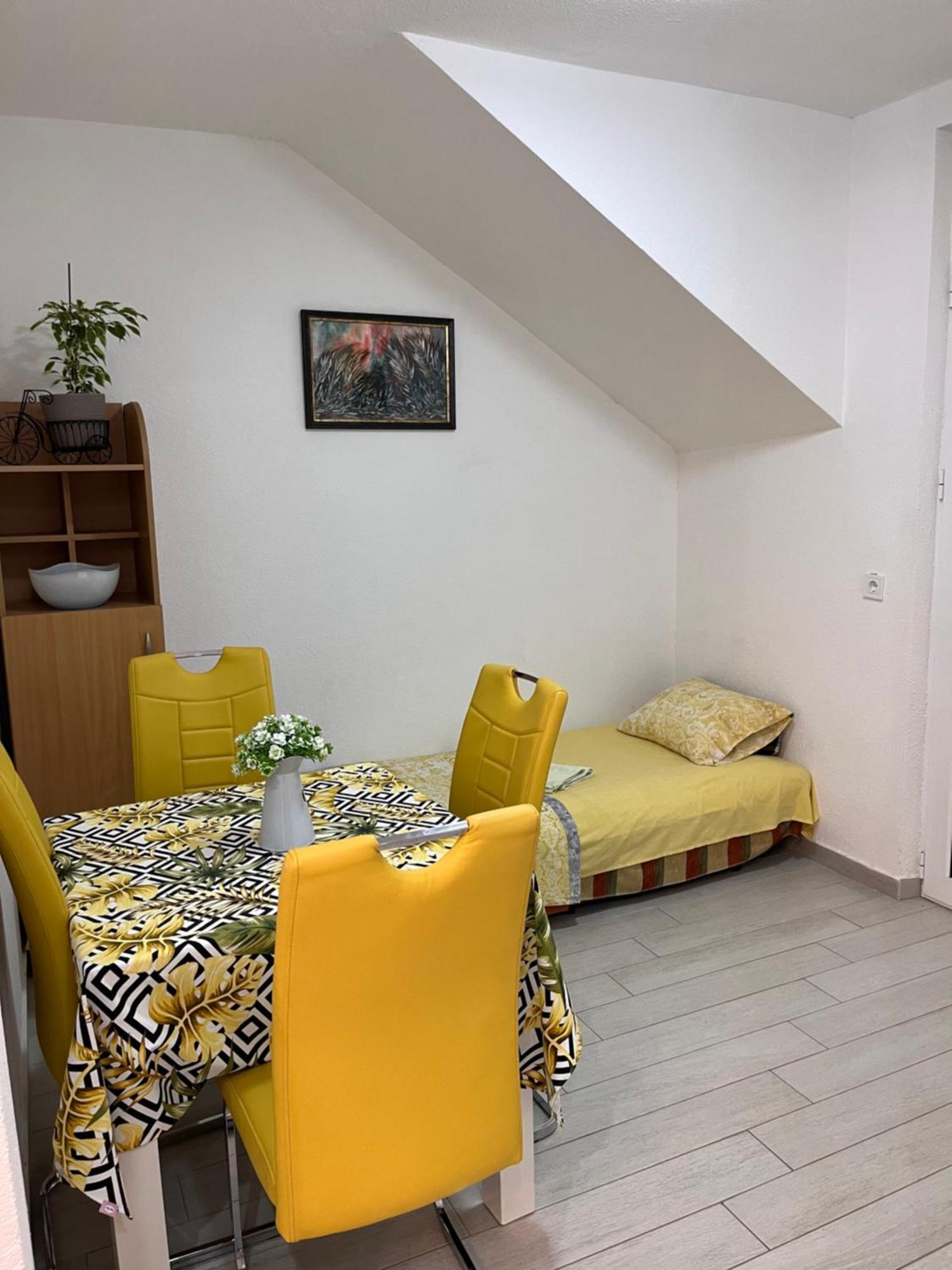 Id Apartments Tivat Zewnętrze zdjęcie